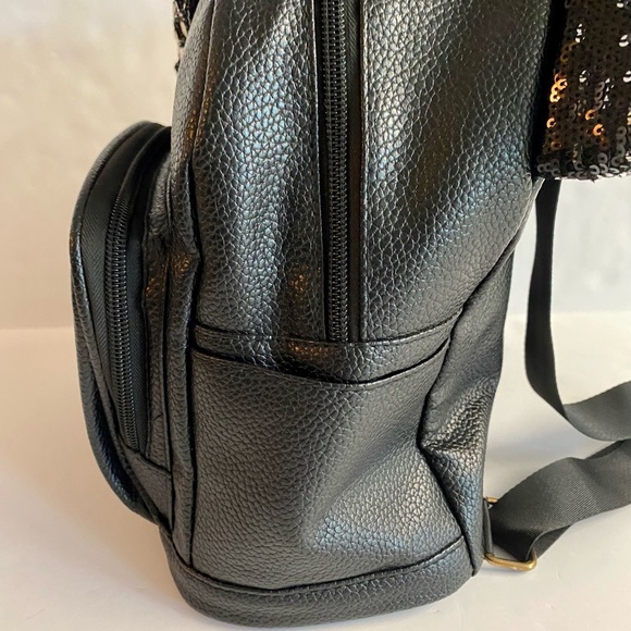 Disney Minnie Mouse backpack in black with sequin ears and bow.Adorable! - Picture 10 of 12